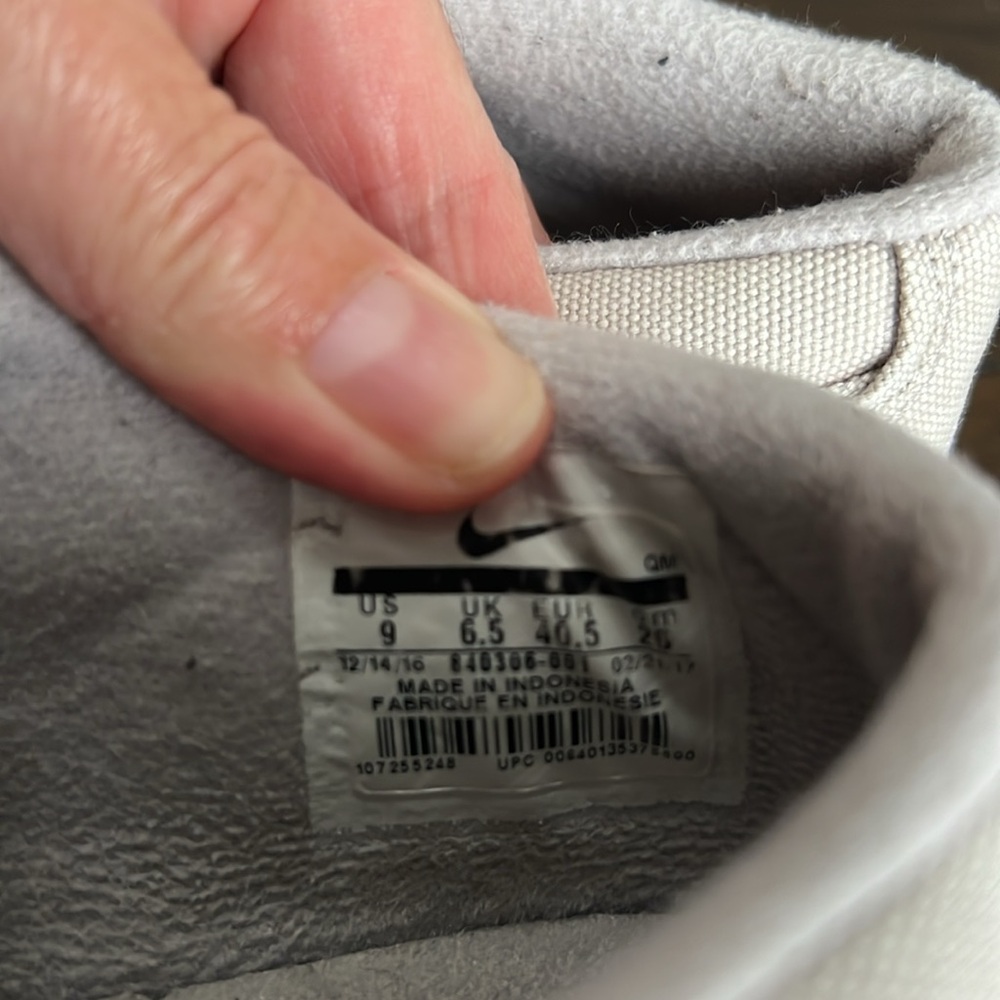 Nike GTS 16 Women’s Sneakers size 9 - Picture 5 of 8